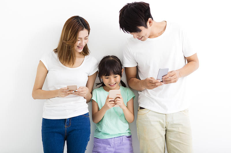スマホデビューの季節!スマホを持たせたら気を付けたいこと